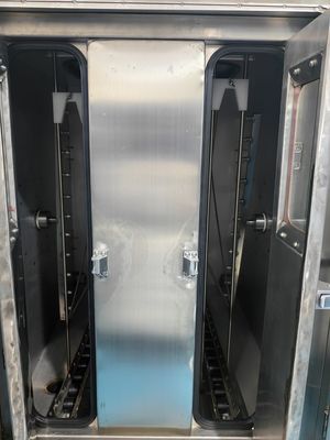 Peralatan pembersih kamar ganda untuk layar, stensil, layar karet, layar mikroporos dan pelat stensil lainnya